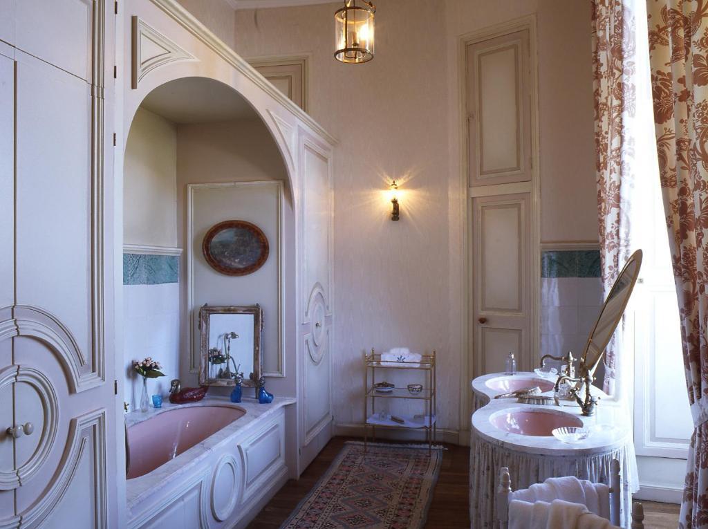 Chateau De La Flocellière Стая снимка